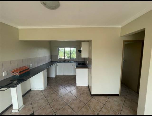 2 BEDROOM PROPERTY TO RENT IN RAVENSKLIP